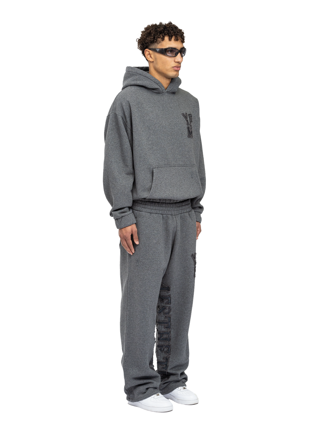 SUDADERA CON CAPUCHA C/A MEZCLADA OSCURA